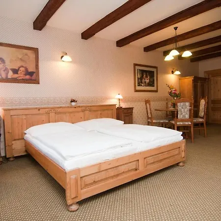 西里西亚咖啡酒店 酒店